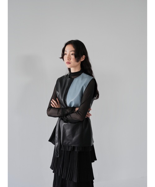 Uenui tシャツ パッチワーク フェイクレザー ベスト