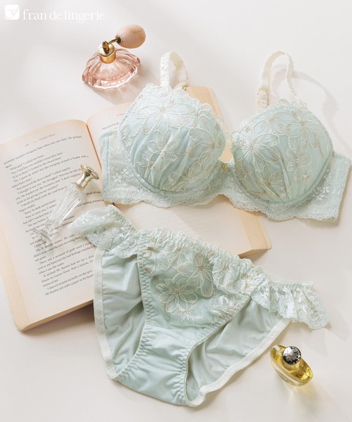 fran de lingerie（フランデランジェリー） ブラジャー ショーツセット