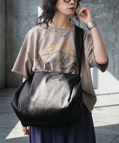 antiqua（アンティカ） ショルダーバッグ バッグ A4収納 マット素材