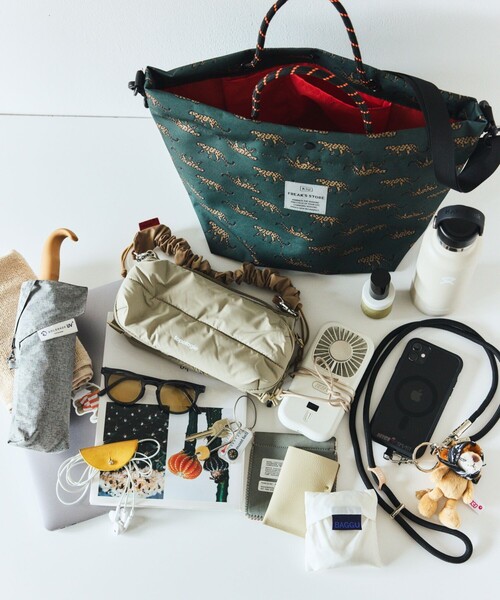 「KiU」 ショルダーバッグ「FREAK’S STOREコラボ」 ONE SIZE ブラック レディース_画像3