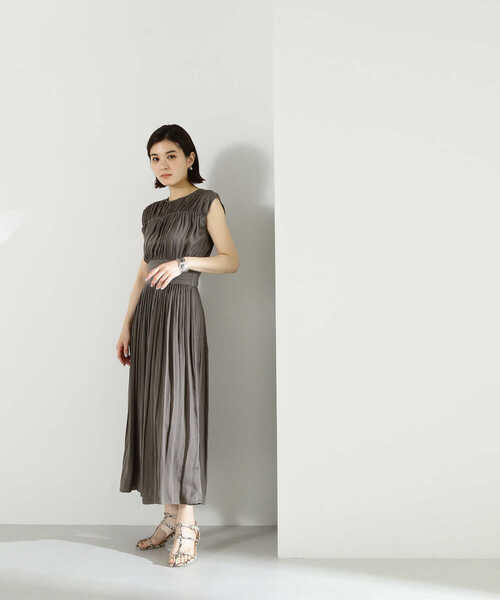 「NATURAL BEAUTY BASIC」 ノースリーブワンピース MEDIUM ワイン レディースの画像
