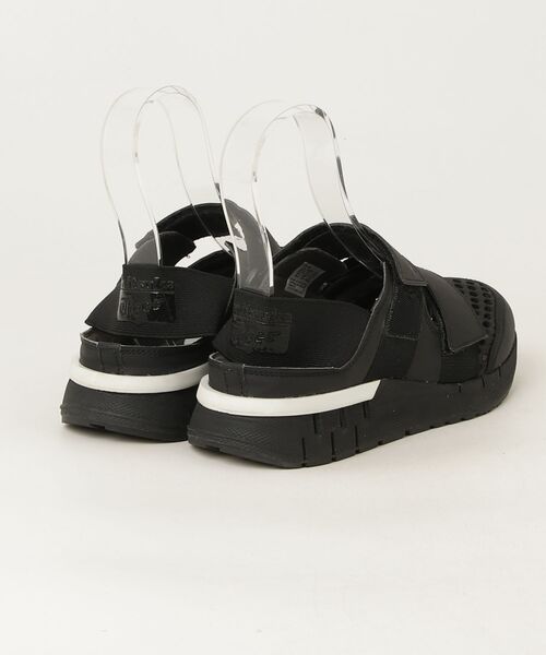 Onitsuka Tiger（オニツカタイガー） フラットサンダル 23 ブラック