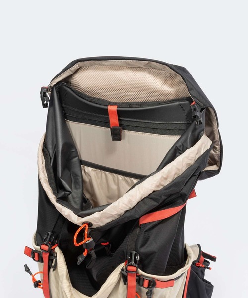 Columbia（コロンビア） デイバック リュック Columbia Titan Pas 48L