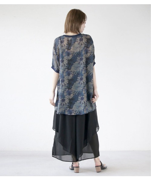 OTONA tシャツ 花柄シアートップス(ブルー ネイビー) レディース