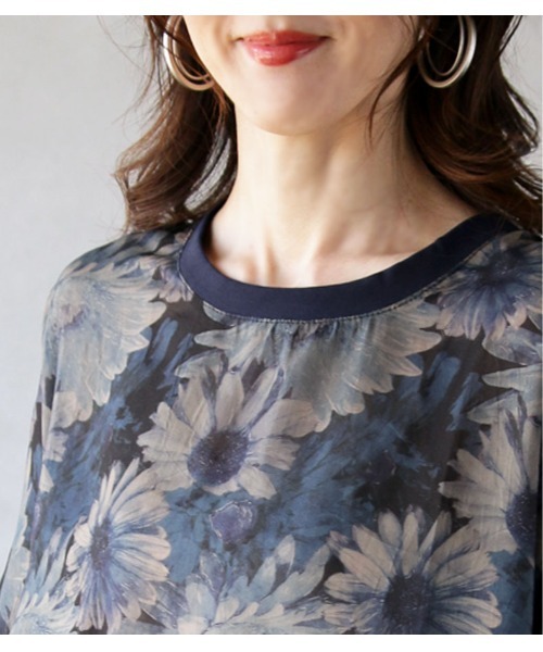 OTONA tシャツ 花柄シアートップス(ブルー ネイビー) レディース