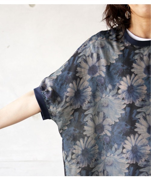 OTONA tシャツ 花柄シアートップス(ブルー ネイビー) レディース