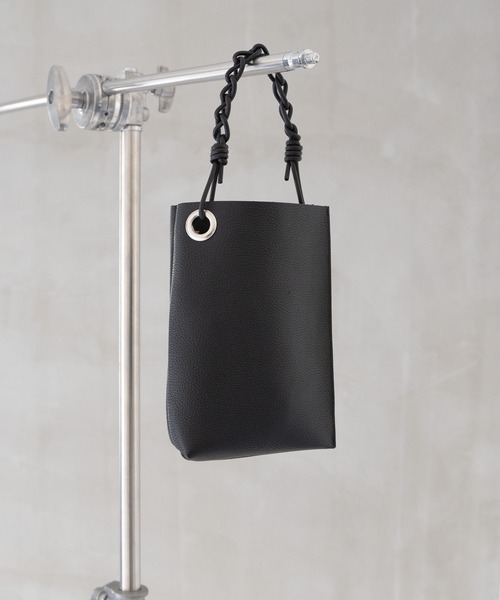 ハンドバッグ SHRINK LEATHER CHAIN HANDLE MINI BAG シュリンクレザー