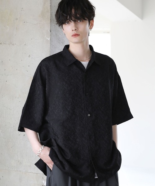 シャツ 半袖 Tシャツ メンズ ホワイト ブラック 総柄 こなれ感 楽天市場】【送料無料】シャツ メンズ おしゃれ 総柄シャツ