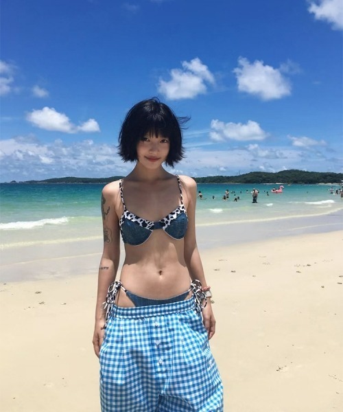 gossip!ロサンゼルス 水着 「Y2Kガーリー」レトロ デニム調 コンビ