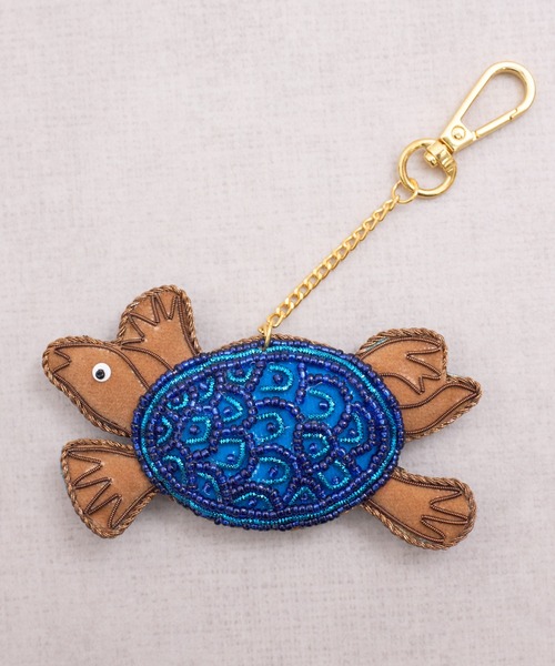 artipur COTTAGE チャーム TKK : ザリ刺繍キーホルダー キーチェーン