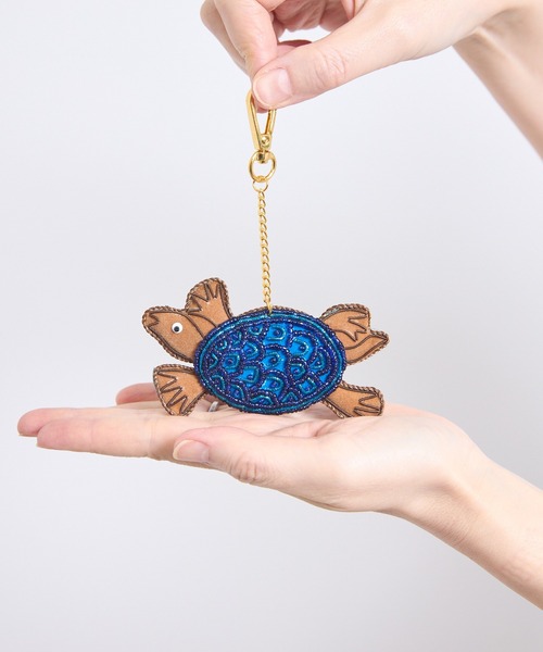 artipur COTTAGE チャーム TKK : ザリ刺繍キーホルダー キーチェーン