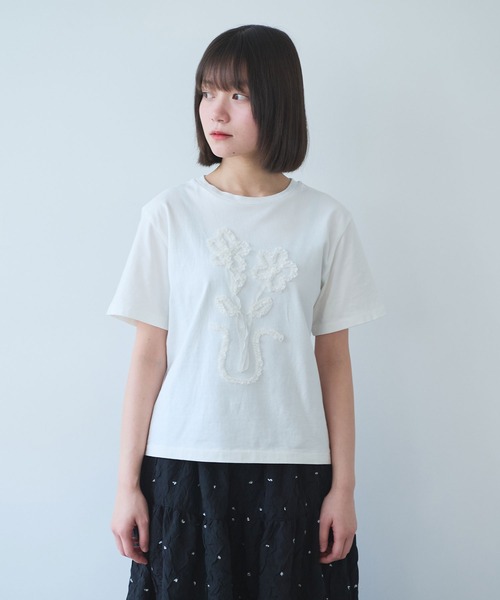 bulle de savon（ビュルデサボン） tシャツ 花びんのテープ刺繍 T 