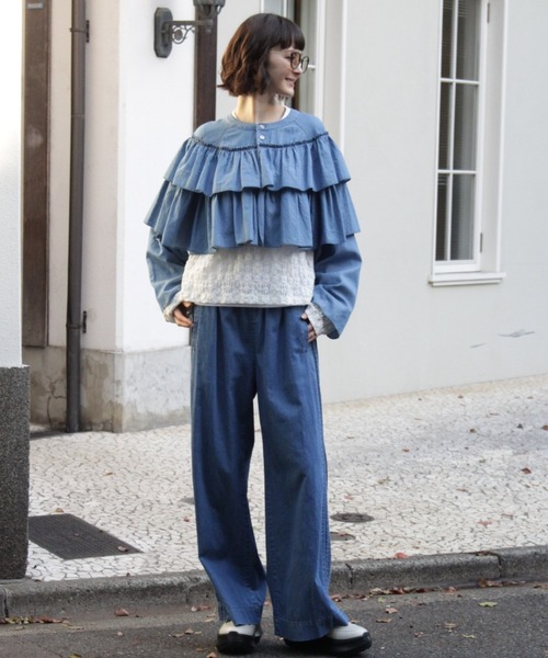 ジーンズ デニム デニムパンツ スーピマリネンラミーライトオンスデニムストレッチデニム　ピンタックパンツ レディースの画像