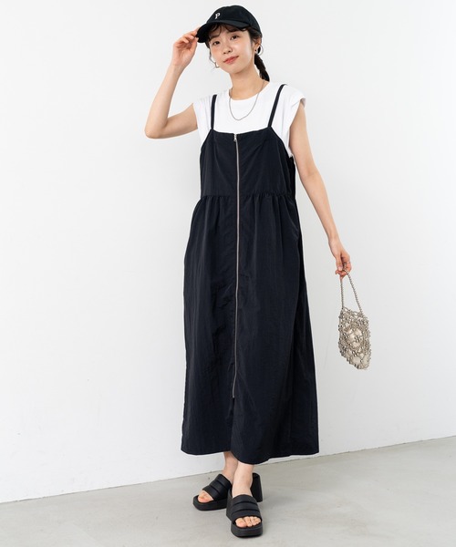 ANNA LUNA（アンナルナ） ワンピース フロントジップ が アクセント の