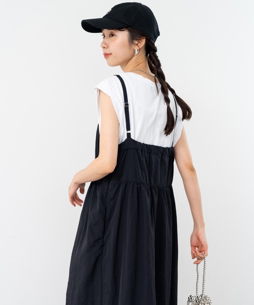 ANNA LUNA（アンナルナ） ワンピース フロントジップ が アクセント の