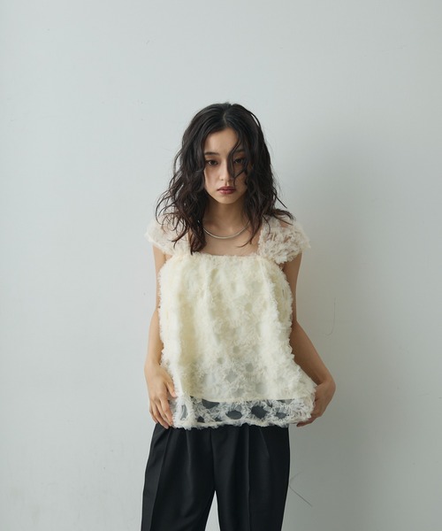 Lunea ブラウス シャツ 夏 フラワーモチーフチュールトップス