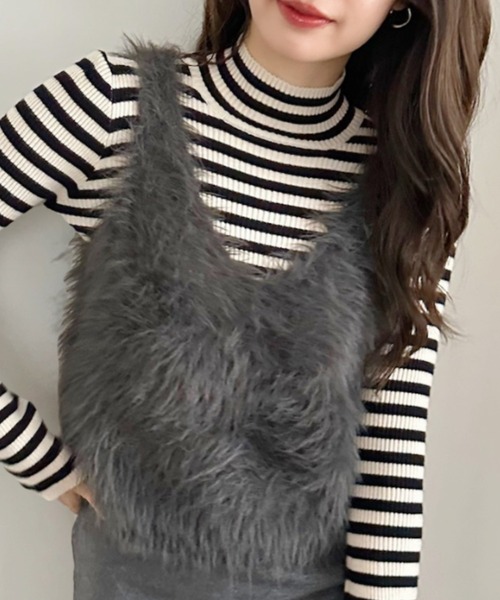 [美品]ADAWASアダワスファーニットジレベスト38グレー ADAWAS - ADAWAS / アダワス | ECO FUR GILET / エコファー ジレ