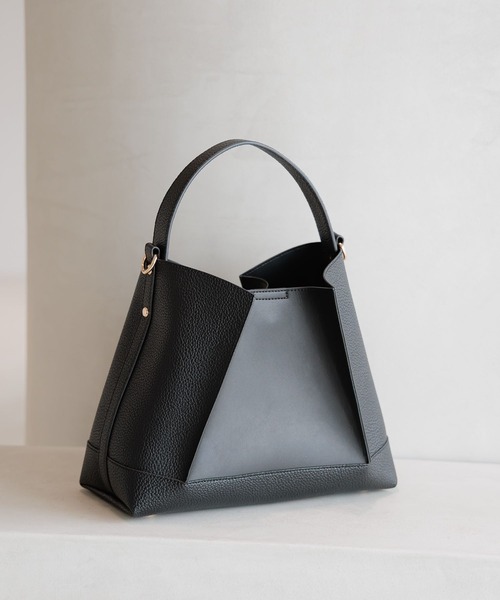 Andemiu（アンデミュウ） ハンドバッグ キリカエスクエアBAG586724