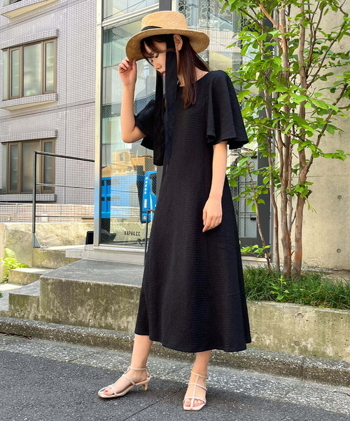 「a.v.v」 半袖ワンピース 36 ブラック レディース_画像3