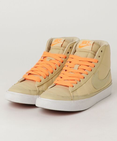 NIKE（ナイキ） ハイカットスニーカー 23cm ベージュ レディース