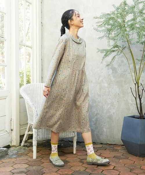 ワンピース Escala de floral プリントワンピースの画像
