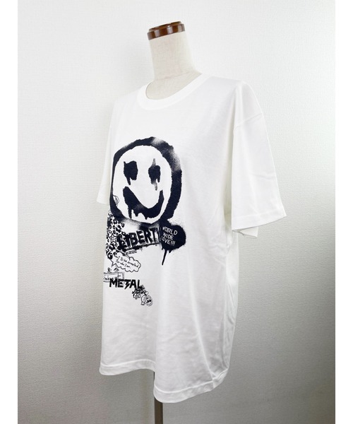 「WORLD WIDE LOVE!」 半袖Tシャツ 1 キャメル レディース_画像3