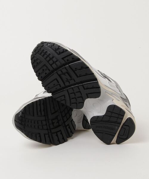 「New Balance」 ローカットスニーカー 25.0cm オフホワイト レディースの画像