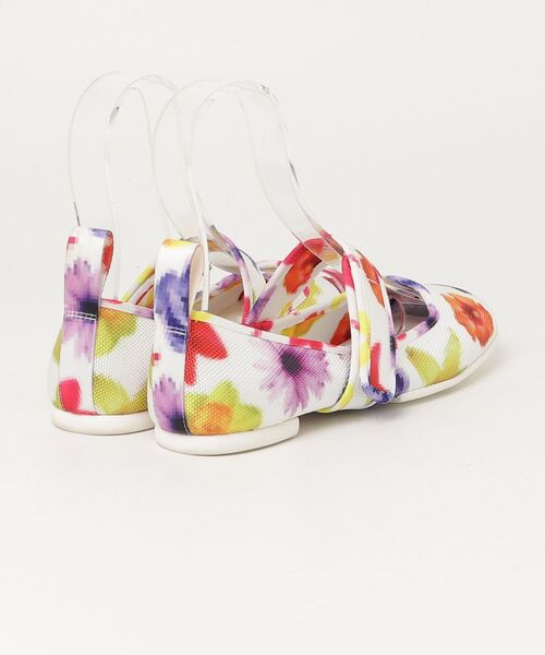 「CHARLES & KEITH」 フラットパンプス 23.5cm ホワイト レディース_画像2