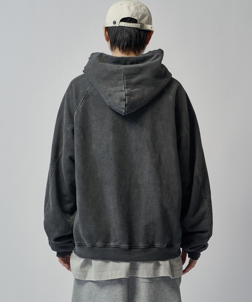 パーカー ピグメントZIPフーディー ITTI exclusive for Lui's メンズの画像