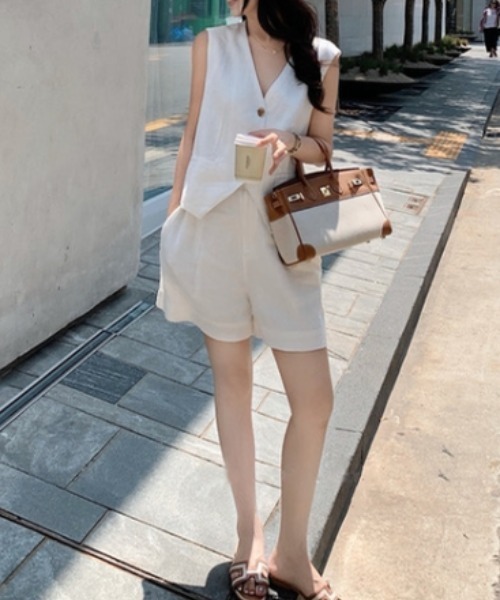 Aelina セットアップ ノースリーブトップスショートパンツセットアップ