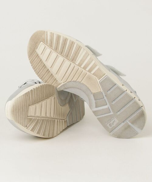 新品未使用　Onitsuka Tiger サンダル シルバー Onitsuka Tiger（オニツカタイガー） フラットサンダル 24 シルバー系