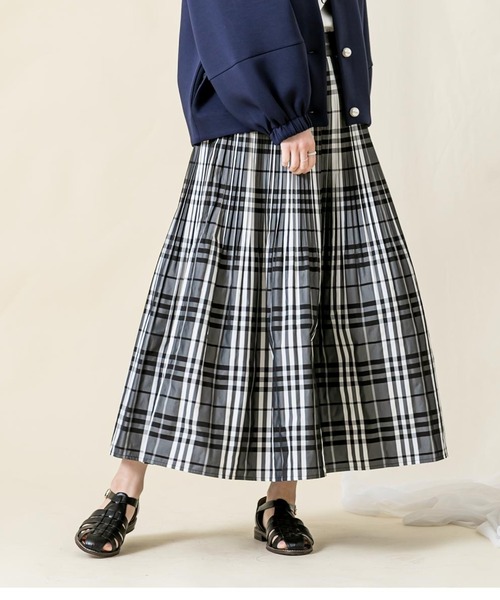 【14日までサマーセール】グレディブリリアン　タフタ素材プリーツロングスカート 25日までサマーセール】グレディブリリアン タフタ素材プリーツ