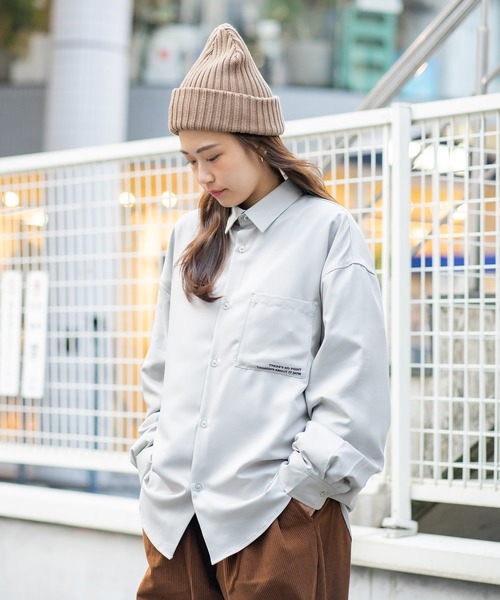 t*︎様 H.UNIT黒シャツ ！！！ UNIT（NIXON） シャツ 「UNIIT/ユニット」 ガールズバックプリント