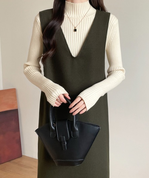 ABITOKYO（アビトーキョー） ジャンパースカート サイドスリットニット