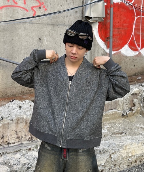 ADAMASTE グレージップパーカー ADAMASTE（アダマスト）の「high neck zip gimmick hoodie
