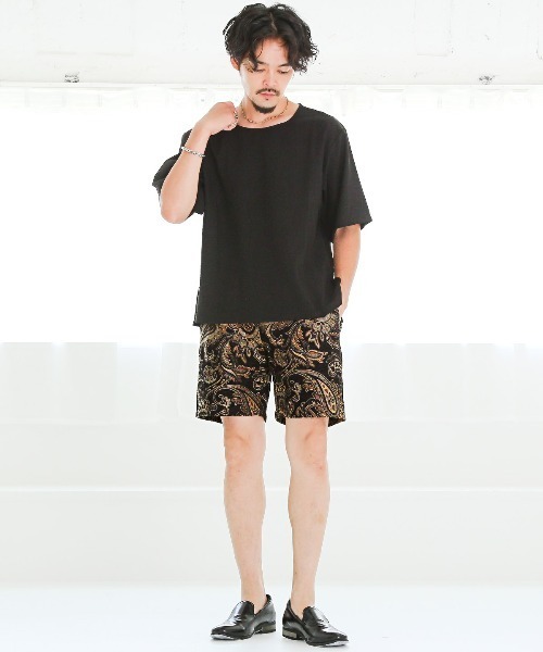 カンビオ ショートパンツ ブラック ペイズリー柄 ぶ*ー様 美品