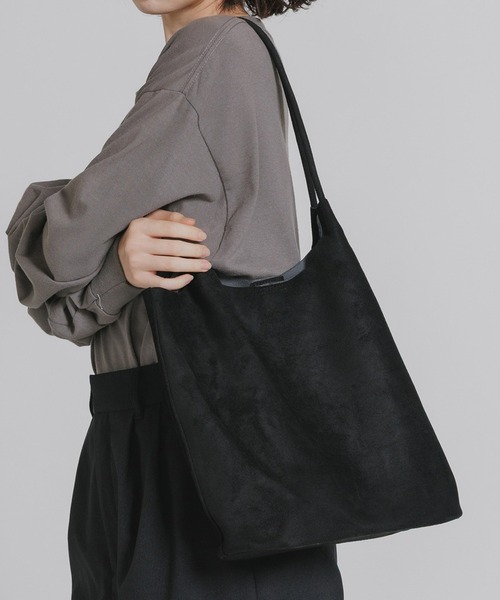 AO2 トートバッグ Faux Suede Tote Bag with Pouch / ポーチ付き