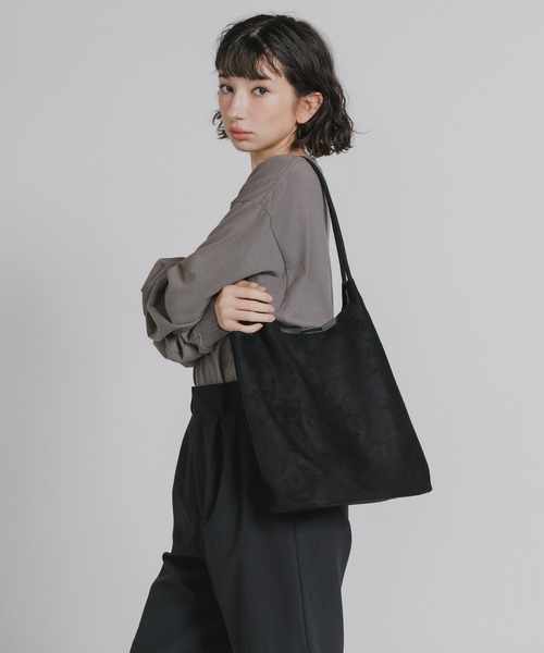 AO2 トートバッグ Faux Suede Tote Bag with Pouch / ポーチ付き