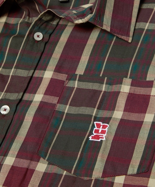 「HUF」 長袖シャツ L ワインレッド メンズの画像