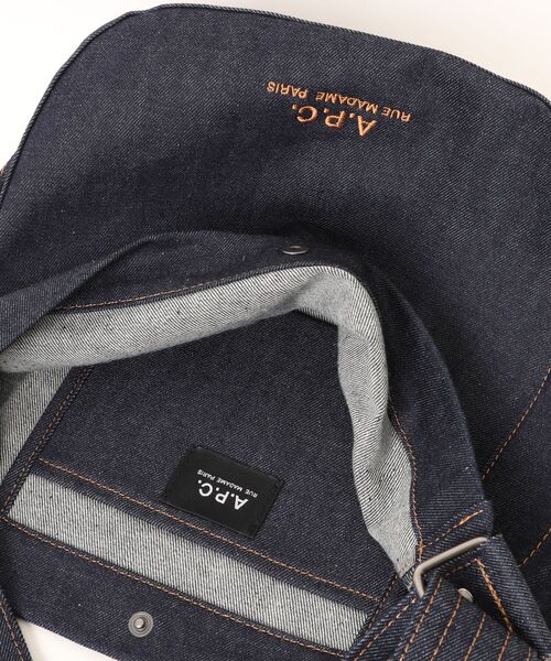 A.P.C.（アーペーセー） ショルダーバッグ BESACE JOURNAL SMALL