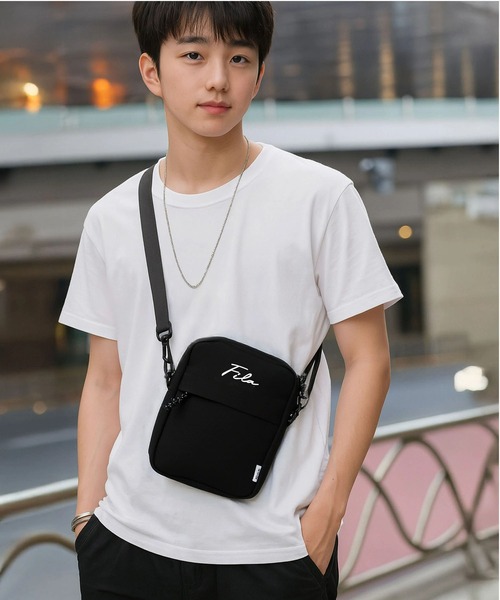 【FILA】 Tiny Messenger Bag /追跡付 FILA TINY MESSENGER BAG – FILA Malaysia
