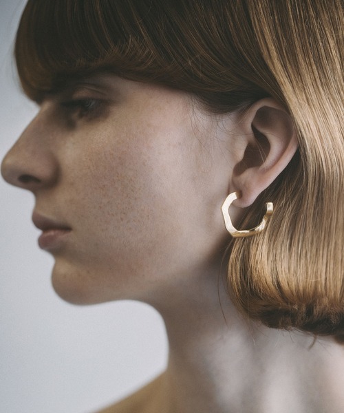 IRIS 47 シルバーピアス IRIS47（イリスフォーセブン） ピアス 「IRIS 47」wavy pierce S