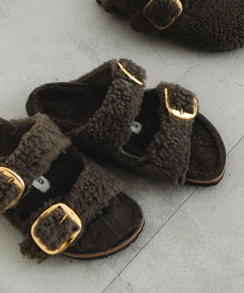 ARIZONA BIG BUCKLE TEDDYサンダル Arizona Big Buckle Shearling Teddy Eggshell | BIRKENSTOCK