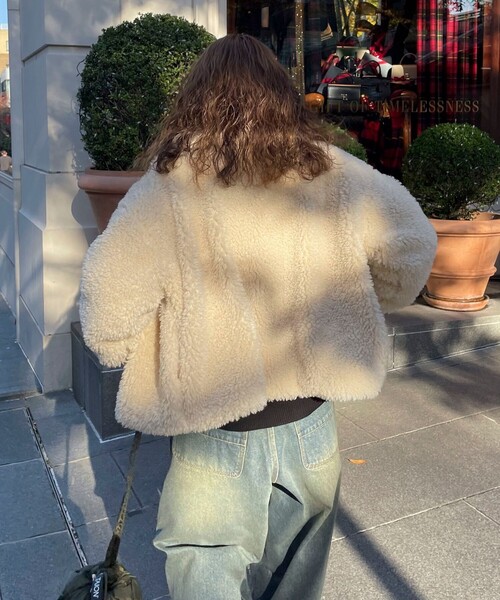 GNA グレー柔らか毛皮コート　ムートンふう fredy emue（フレディエミュ） ムートンコート ボアコート フェイク