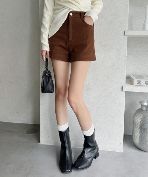 Ada. パンツ スエードタッチ ハイウエスト ショートパンツ レディース