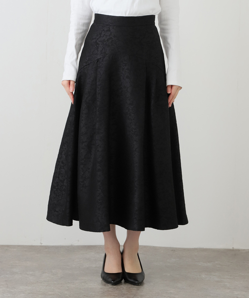 La TOTALITE（ラ トータリテ） スカート タックフレアスカート