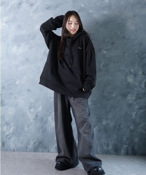 NOIZY パーカー Threads Utility Hoodie / ワンポイント 刺繍 プル