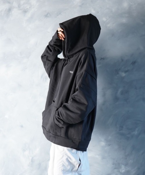 NOIZY パーカー Threads Utility Hoodie / ワンポイント 刺繍 プル
