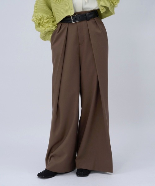 HARE（ハレ） パンツ フェイクレザーキリカエデザインタックパンツ