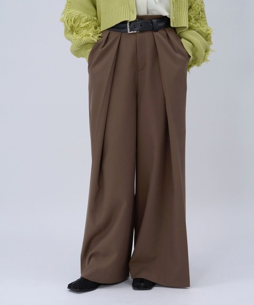 HARE（ハレ） パンツ フェイクレザーキリカエデザインタックパンツ